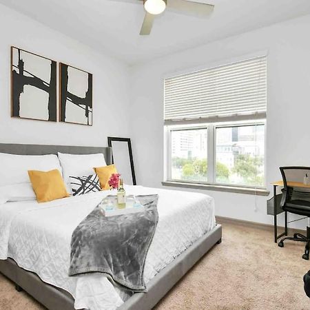 Htown Downtown Oasis Apartment Houston Ngoại thất bức ảnh