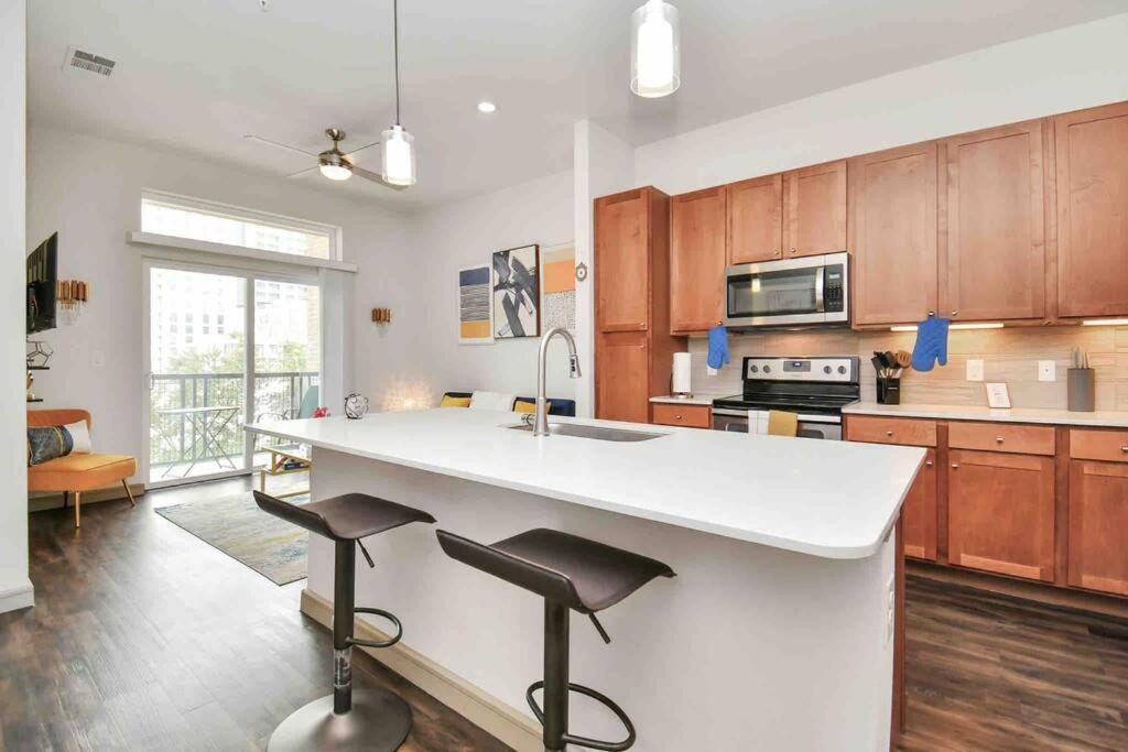Htown Downtown Oasis Apartment Houston Ngoại thất bức ảnh