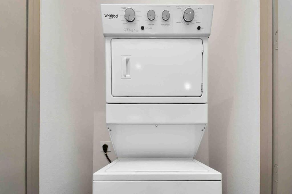 Htown Downtown Oasis Apartment Houston Ngoại thất bức ảnh