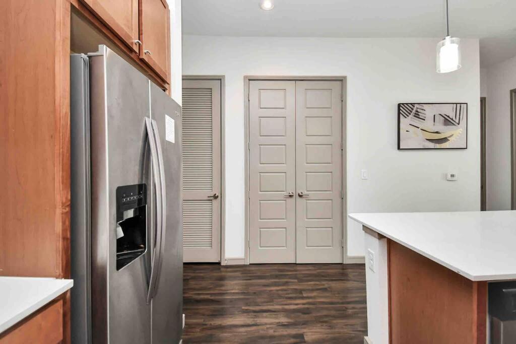 Htown Downtown Oasis Apartment Houston Ngoại thất bức ảnh