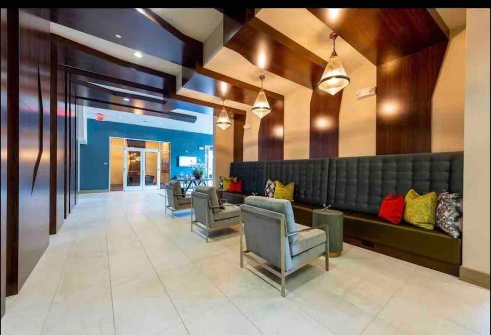 Htown Downtown Oasis Apartment Houston Ngoại thất bức ảnh