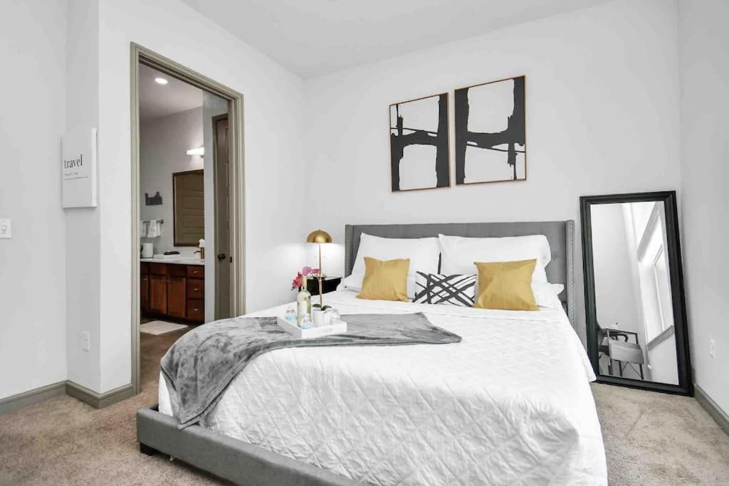 Htown Downtown Oasis Apartment Houston Ngoại thất bức ảnh